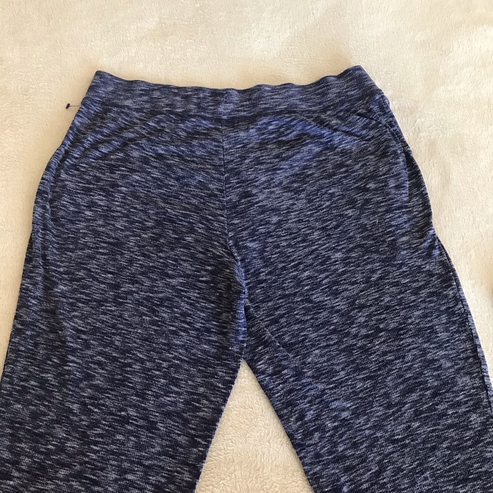 Soft Comfortable Lounge Pants - Size M - Picture 7 of 10
